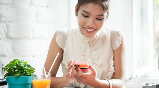 How Using Dating Apps Changed The Way We Date | Asian Date